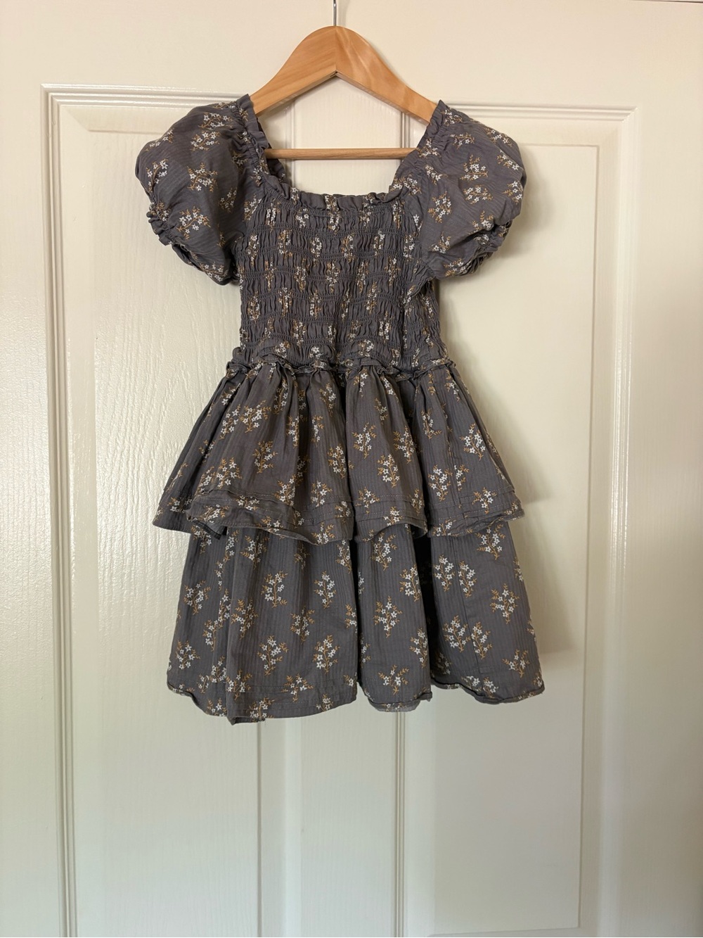 Noralee - Girls Gray Floral Smocked Puff-Sleeve Tiered Dress - Size 6